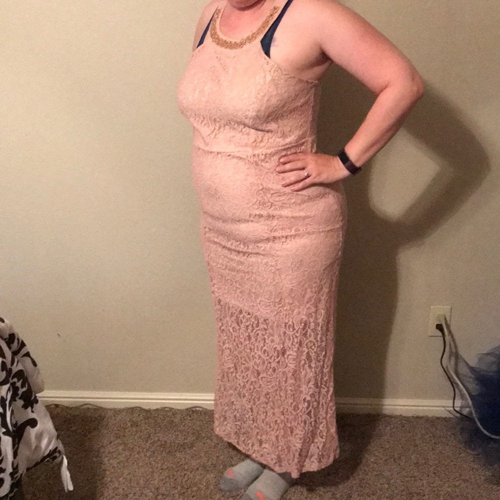 Ultra feminine lace dress